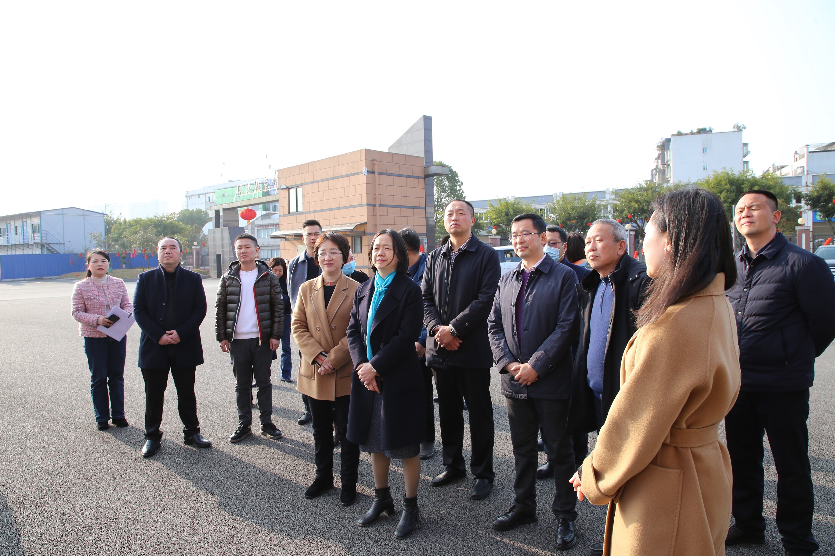 瀘州市委常委、宣傳部部長、現代醫藥產業生態鏈鏈長徐利蒞臨天植中藥公司調研現代醫藥產業生態鏈工作